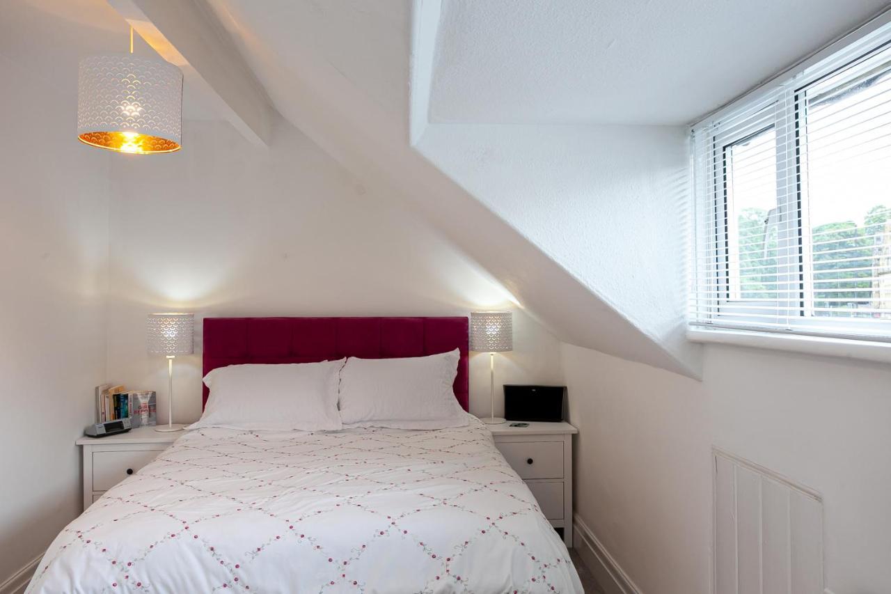 Cosy 2 Bed Apartment - Close To Leeds Centre Exterior photo