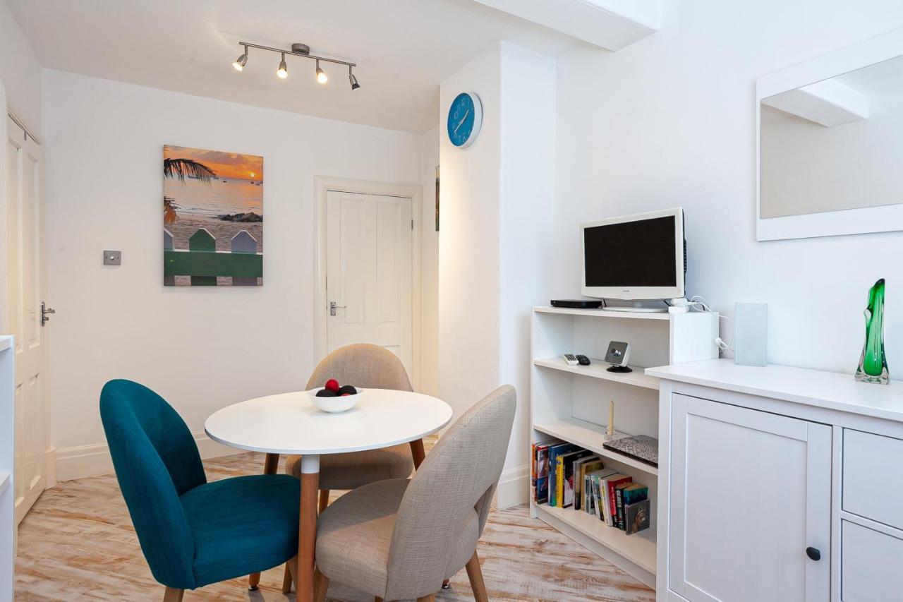 Cosy 2 Bed Apartment - Close To Leeds Centre Exterior photo